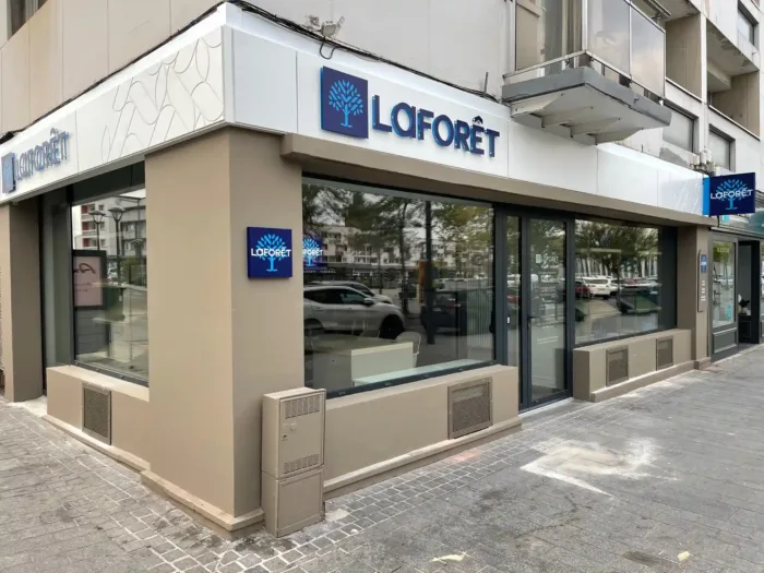 laforet calais 700x525